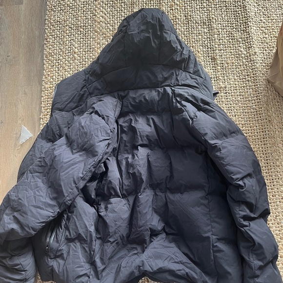 Uniqlo Other - Uniqlo puffer jacket